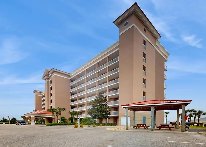 The Dunes 704