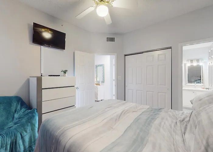 The Dunes 704